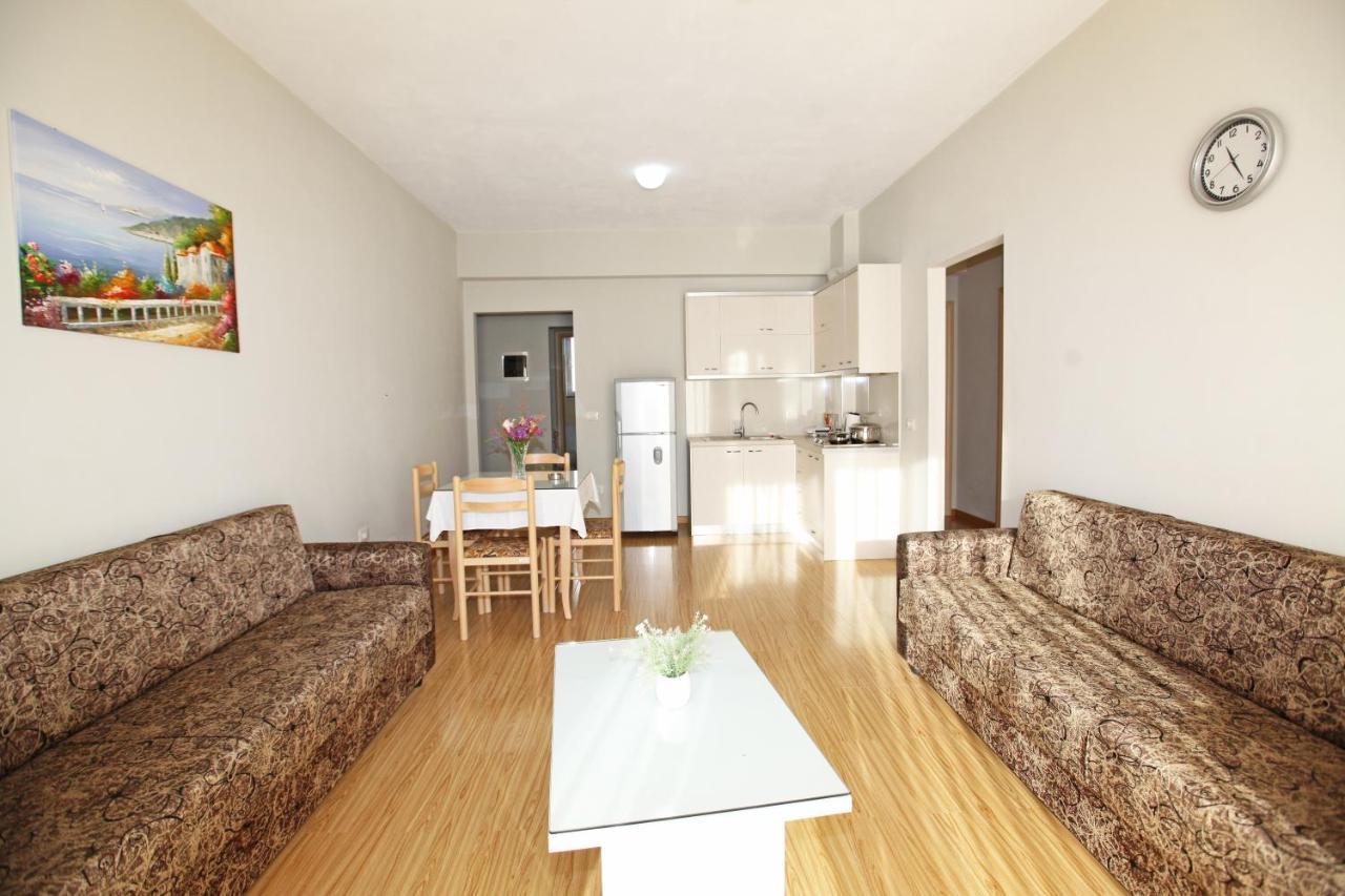 Teo Apartaments Sarandë Eksteriør bilde