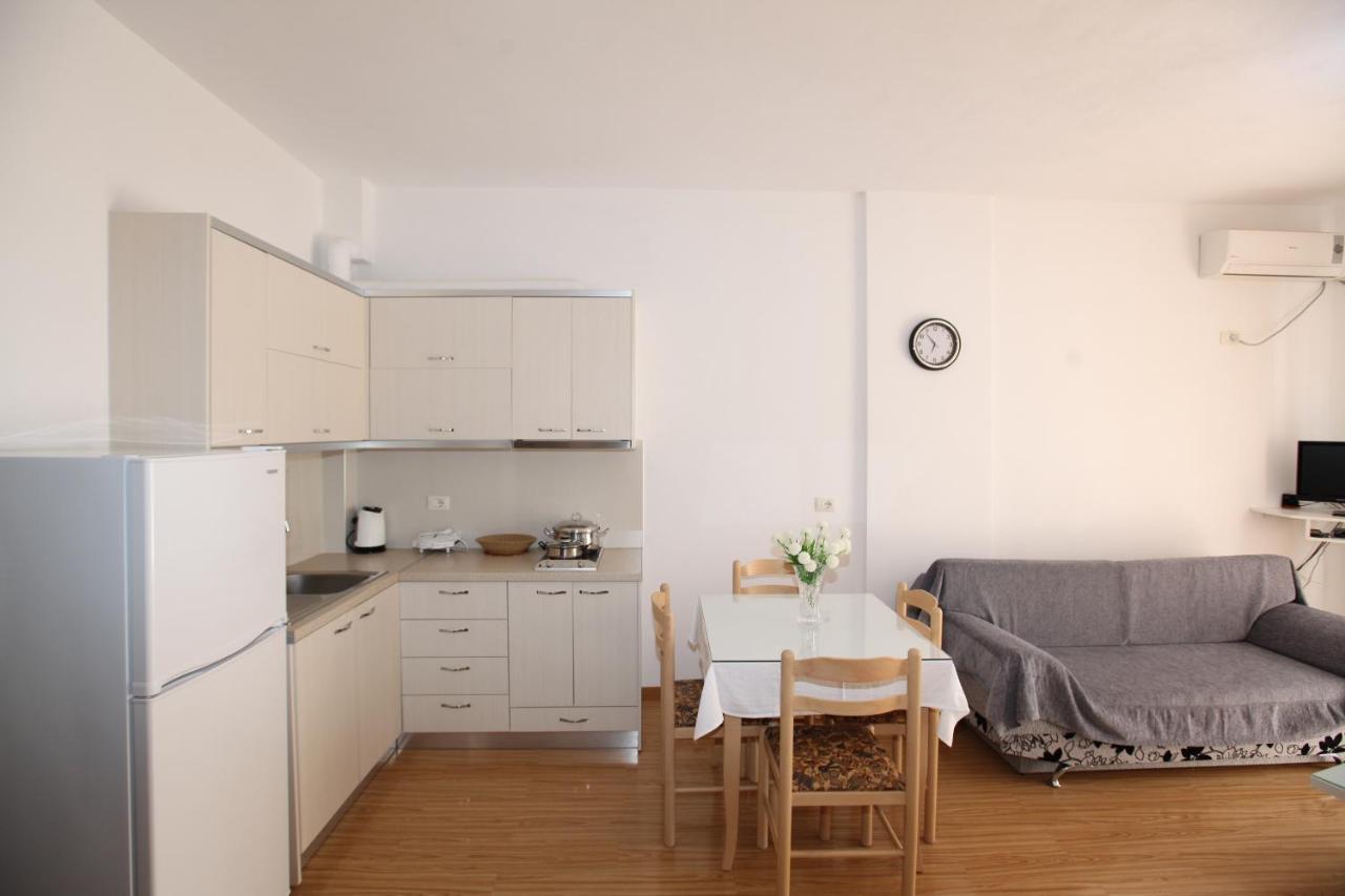 Teo Apartaments Sarandë Eksteriør bilde
